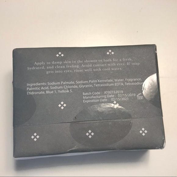 Matcha and green tea bath soap bar - Picture 2 of 4